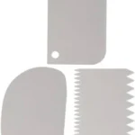 Essential Features of a Cake Scraper